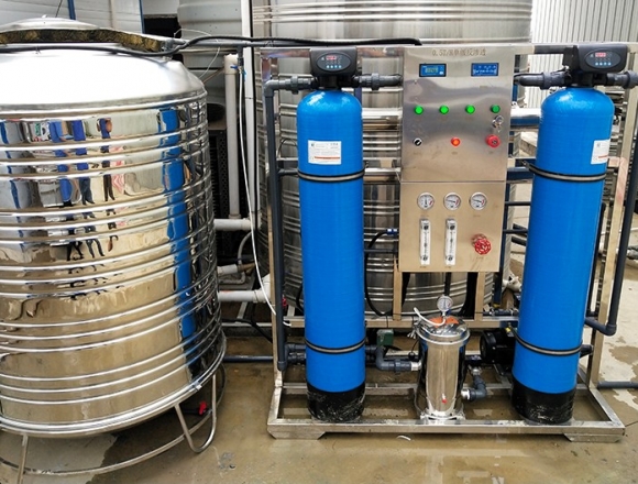 云南玉溪市某項(xiàng)目部直飲水設(shè)備 0.5噸反滲透設(shè)備